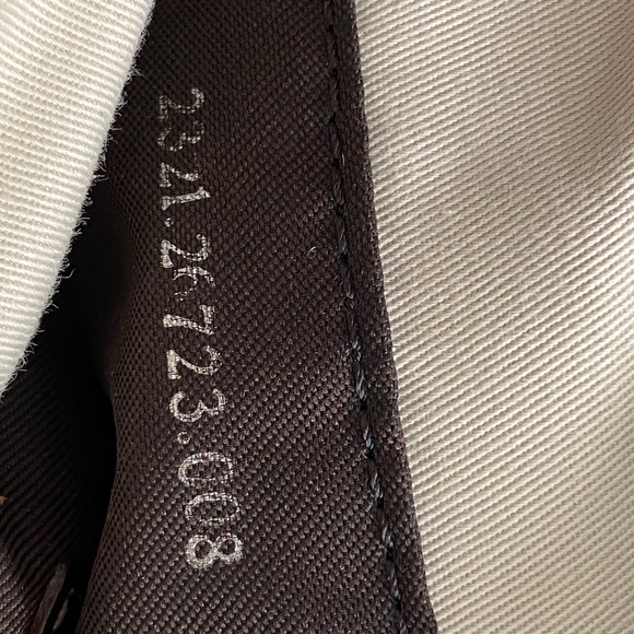 Authentic Fendi cream baguette shoulder bag - Picture 3 of 6